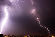 Storm / *****