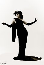 Divine .. / ***