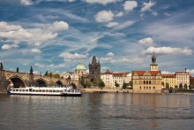 Charles Bridge / ***