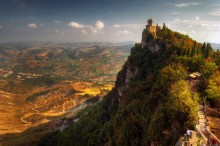 San Marino / ***