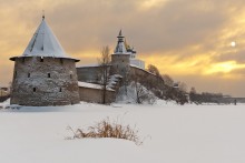 Pskov Kremlin / ------