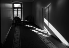 The geometry of light. / ***