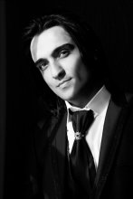 groom / *****