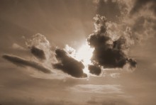 ungewöhnliche Wolke / ***