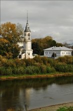 Sretenskaya embankment / ***