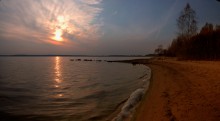 warm autumn evening / ...........