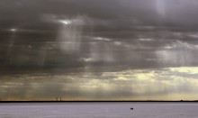 bay / *****