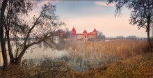 / Morning in Trakai / / ***