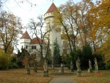 Castle / ***