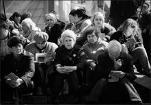 Bleak picture, Kiev, rallies / ***
