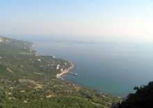 Laspi Bay / ***