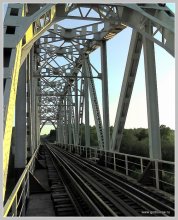 Bridge / ***
