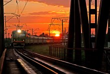 SUN and the FAR / ***