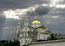 Pochayiv Lavra / ***