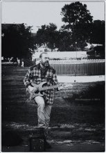 Street guitarist / ***