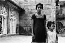 Portrait of two Indian girls / ***