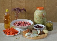 Russian salad / ***