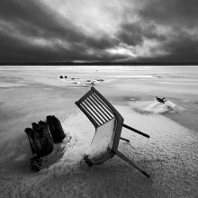 The Twelve Chairs. / ***