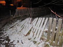 Abend, der erste Schnee. / ***