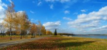 Der Herbst Luft ist frisch und hell ... / ***