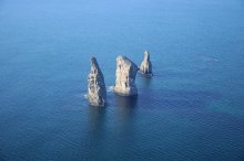 Three Brothers / ***