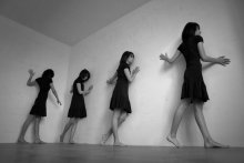 a few steps / ---