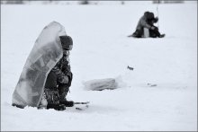 Frostbitten / ***