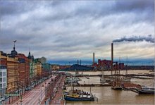 The port ... / ***