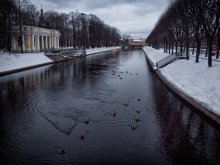The frozen river / ***