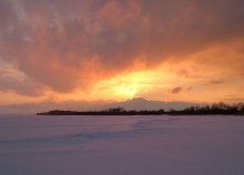 Winter sunrise / ***