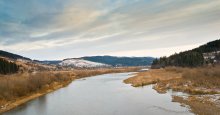 About the weary mountain, river, sky and sun / *****