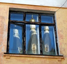 Looking glass / ***