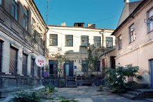 Guests in the old town / ***