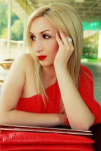 Lady in Red / ***