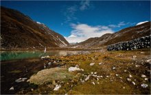  / Nepal, Himalayas, Sagarmatha National Park (Everest region), Gokyo Lake (4,750 m) and Cho Oyu(8201 m) fullmoon
