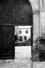 Krakow. Gateway to the summer garden / ***