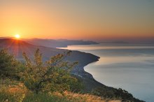 323m.nad sea level, 4.30 in the morning. / ***