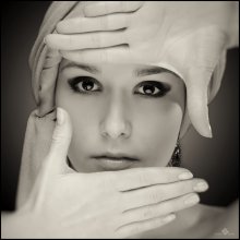 Portrait of a number 2 / *******