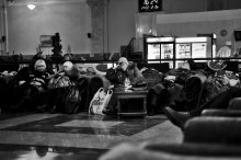 the waiting room ... / ***