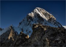 Everest Bogen / ***