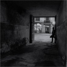 [. P] / ***