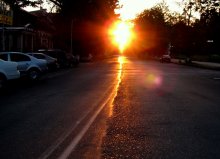 Sunset on the road / ***