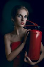 Lady and Red / ***