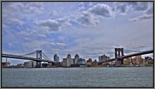 East River / ***