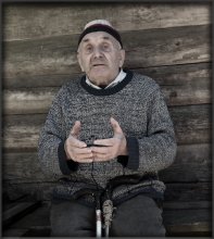 Old age is not happiness / ***