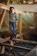 Attic / ***