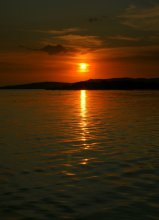 Sunset on Lake Trazimenskom / ***
