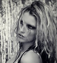 Kate / ***