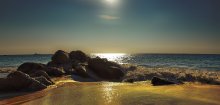 A wave of love with the beach sand ... / ***