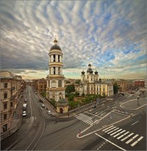 St. Vladimir's Cathedral: gloomy morning / 2012-06-29
06:20 am
+12 °C